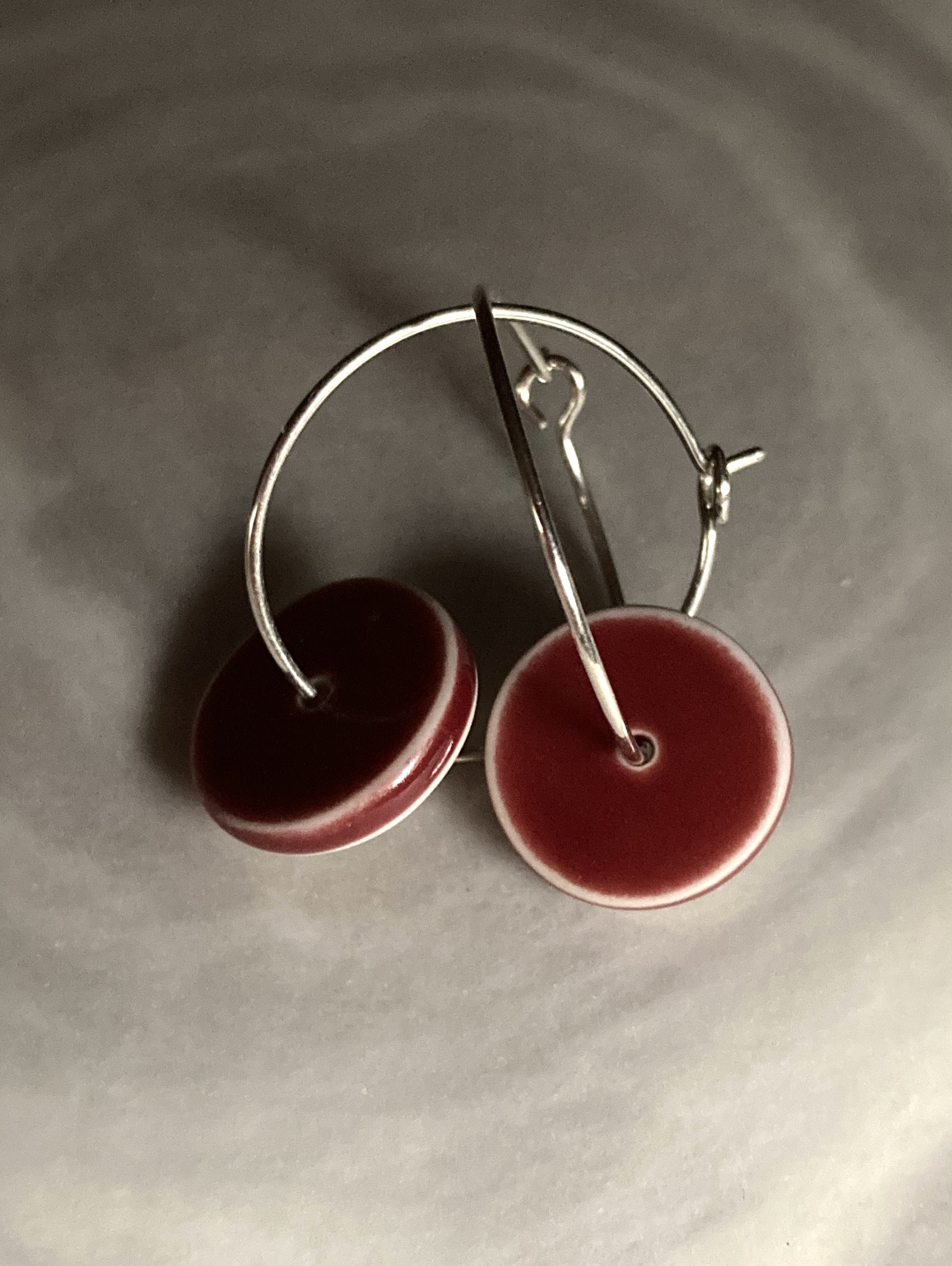Cranberry Disc earrings (small) 2026